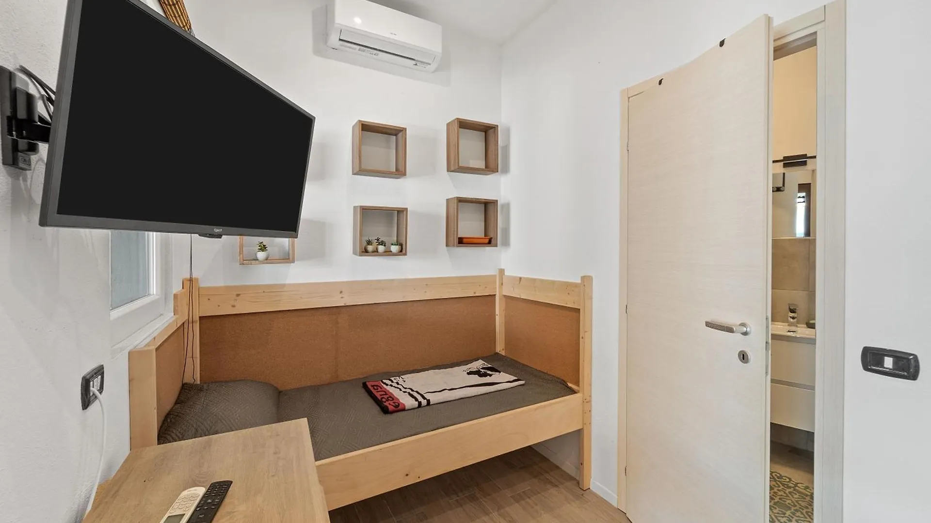 Apartment Dependance Villa Matteo Porto Columbu - Perd'E Sali